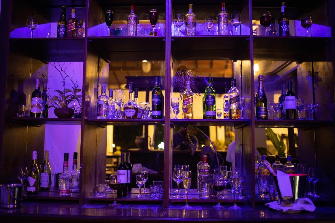 维瓦阿达尔湖畔酒店 锡吉里亚 外观 照片